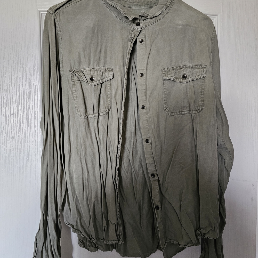 Universal Thread Women's Sage Green Lightweight Jacket